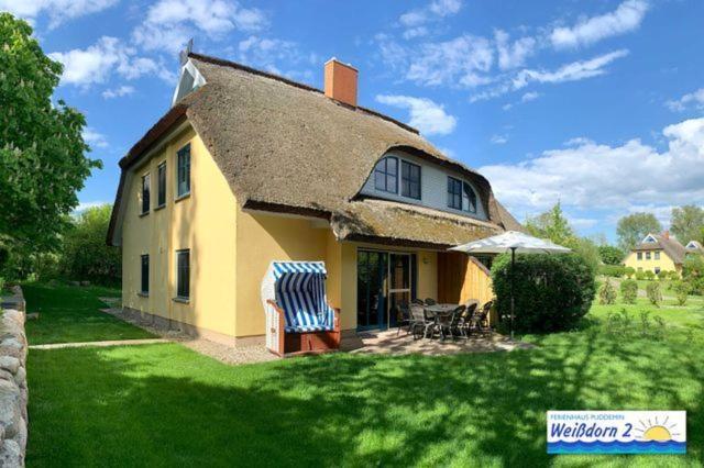 Puddemin Familienfreundliches Reetdachhaus Weissdorn 2 빌라 외부 사진